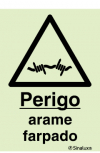 Sinal de perigo, arame farpado