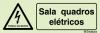 Sinal de advertência, perigo de morte, sala de quadros elétricos