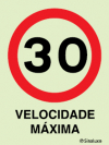 Sinal para parques de estacionamento, proibição, velocidade máxima de 30 km/h